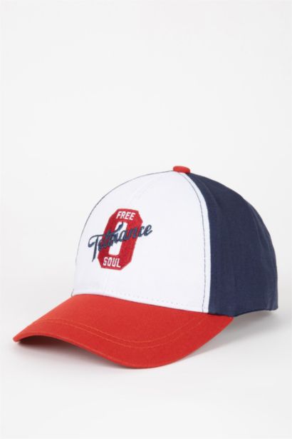 كاب بيسبول قطن اولادي احمر مطرز