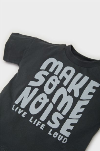 Ensemble de t-shirt et salopette pour bébé garçon