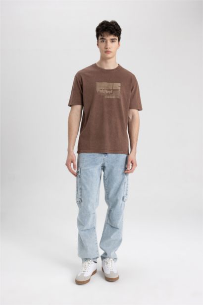 Pink Floyd Regular Fit Crew Neck Short Sleeve T-Shirt