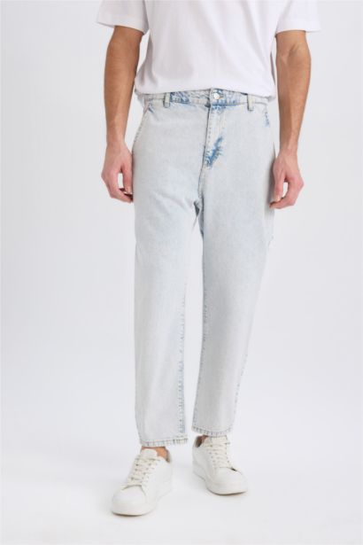 Relaxed Slouchy Fit Skinny Leg Jeans