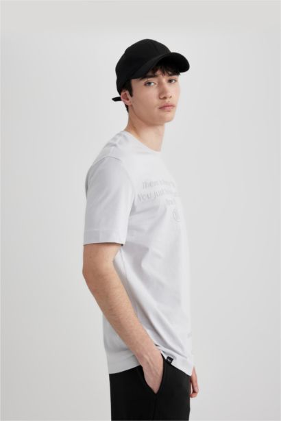 Regular Fit Crew Neck Printed Short Sleeve T-Shirt