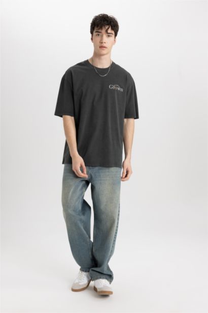 Comfort Fit Crew Neck Printed Short Sleeve T-Shirt