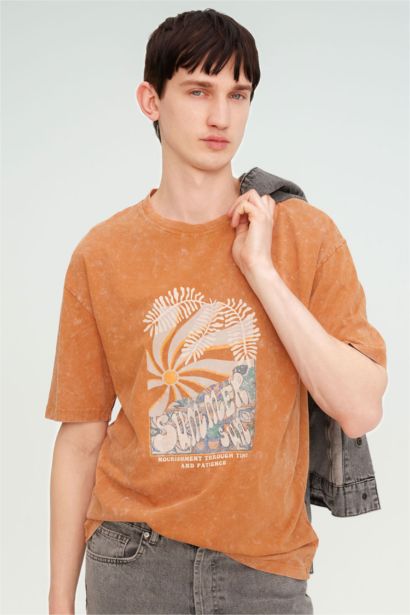 Comfort Regular Fit Relaxed Fit Crew Neck Printed T-Shirt