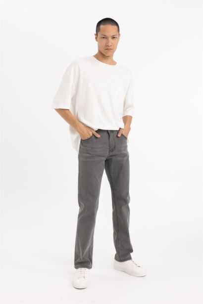 Sergio Regular Fit Regular Waist Straight Leg Jeans