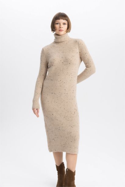 Slim Fit Turtleneck Thessaloniki Fabric Dress