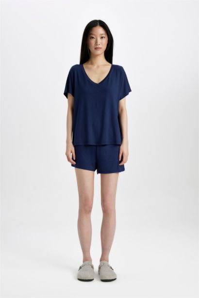 طقم بيجاما قصة عادية نص كم - قطعتين