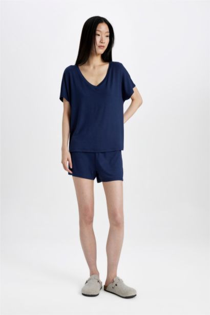 طقم بيجاما قصة عادية نص كم - قطعتين