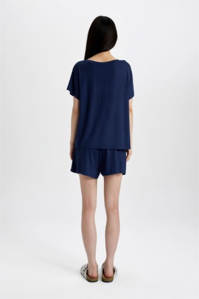 طقم بيجاما قصة عادية نص كم - قطعتين