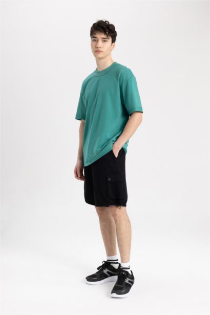 Oversize Fit Regular Hem Shorts