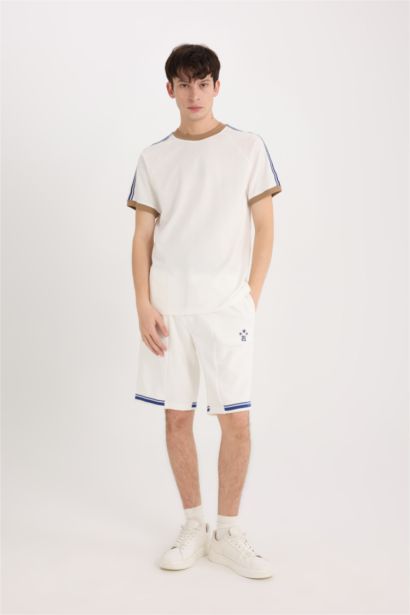 Regular Fit Regular Leg Shorts