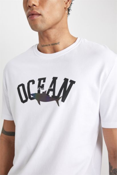 Regular Fit Crew Neck Printed Short Sleeve T-Shirt