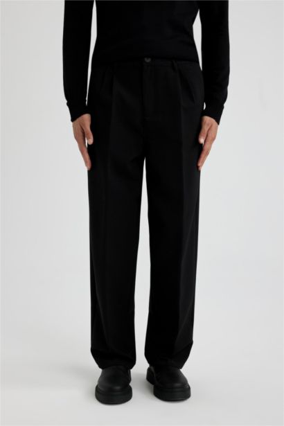 Relax Fit Wide Leg Trousers