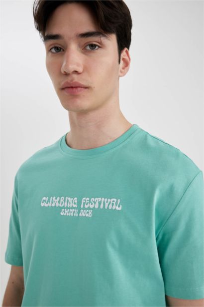 Regular Fit Crew Neck Printed Short Sleeve T-Shirt