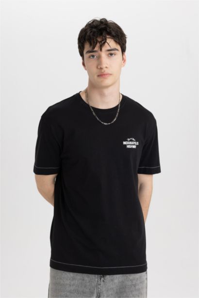 Regular Fit Bisiklet Yaka Sırt Baskılı Kısa Kollu Tişört