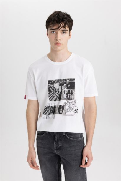 Regular Fit Crew Neck Printed Short Sleeve T-Shirt