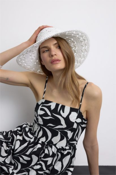 Woman Straw Hat