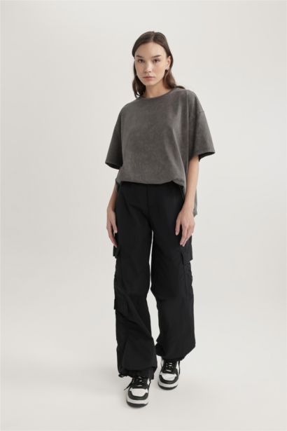 تيشيرت نص كم اوفر سايز برقبة مستديرة