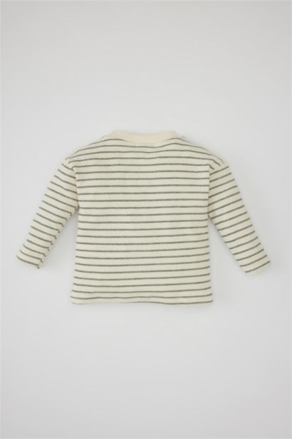 تي شيرت ولادي مخطط كم طويل وقصة عادية