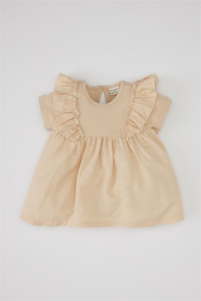 تيشيرت بناتي نص كم مضلع قصة عادية