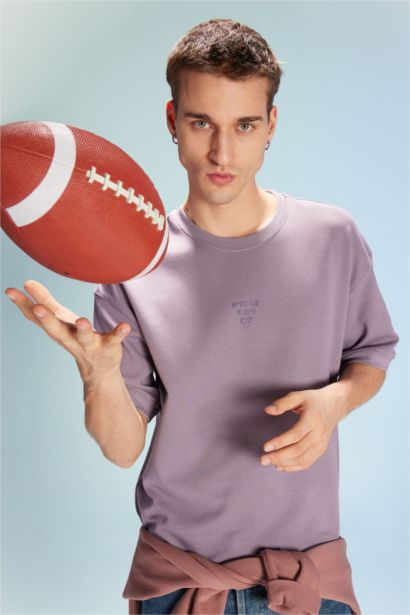 Loose Fit Crew Neck Slogan Printed T-Shirt