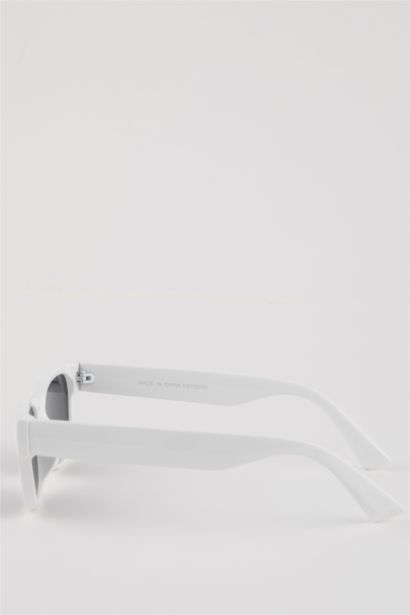 Woman Rectangular Plastic Sunglasses