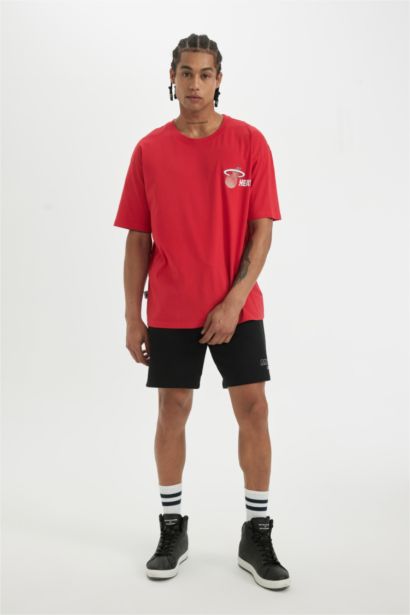 DeFactoFit NBA Miami Heat Boxy Fit Bisiklet Yaka Kısa Kollu Tişört