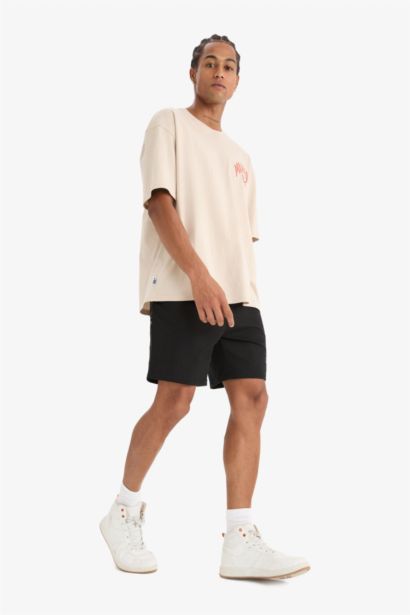 شورت قصير قصة عادية من ميامي هيت من DeFactoFit