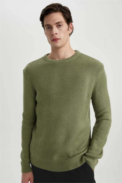 Standard Fit Crew Neck Knitwear Pullover