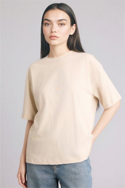 Woman Short Sleeve T-Shirt