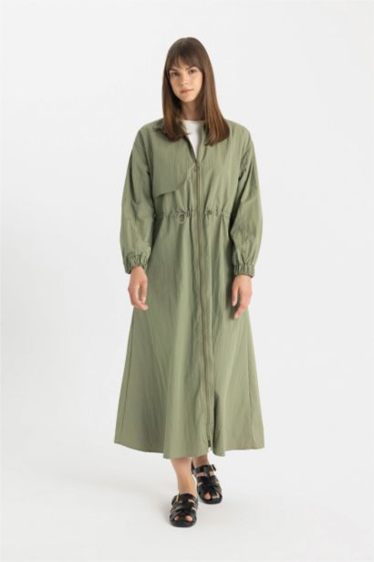 فستان باراشوت كم طويل برقبة قميص