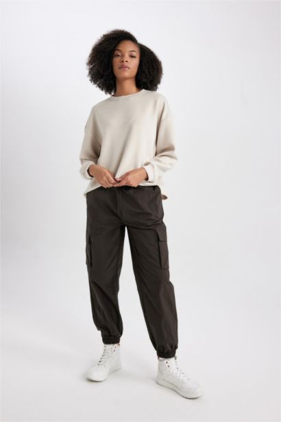 Standart Fit Basıc Sporcu Paraşüt Pantolon