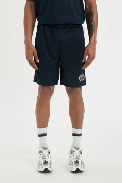 شورت رياضي قصير قصة عادية