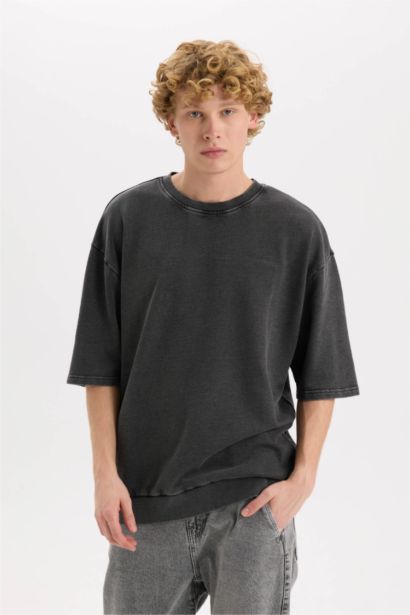 Loose Fit Crew Neck Washed Effect T-Shirt