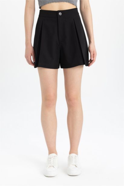 شورت قصة عادية بخصر عالي