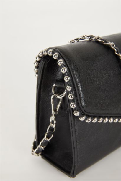 Kadın Zımba Detaylı Suni Deri Omuz Çantası