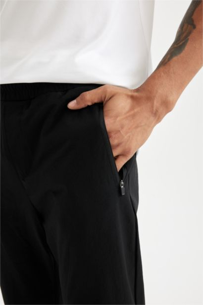 Slim Fit Woven Jogger