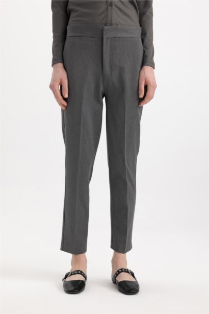 بنطلون تشينو بخصر عادي