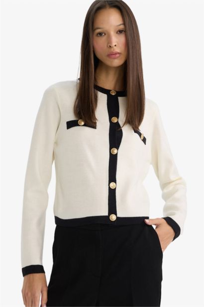 Regular Fit Crew Neck Button Closure Basic Knitwear Cardigan