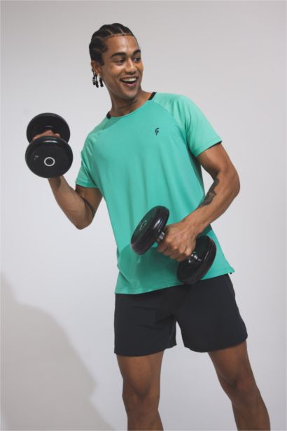 Standard Fit Crew Neck Heavy Fabric T-Shirt