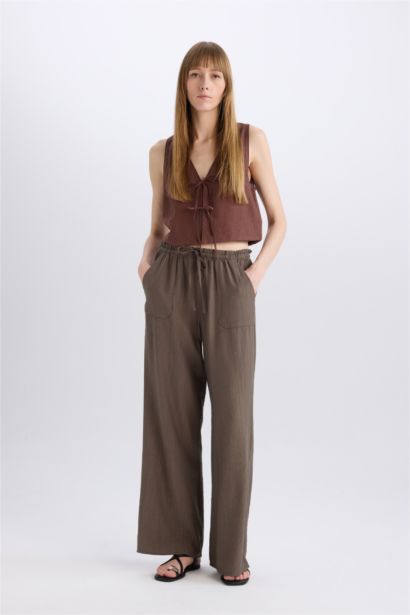 Straight Fit Wide Leg With Pockets Trousers