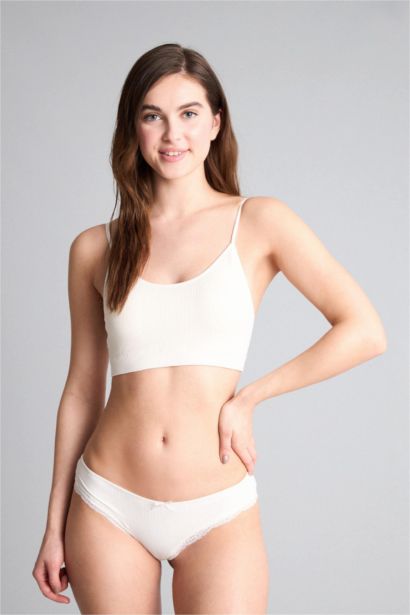 Бесшовный бюстгальтер без косточек со съемными чашечками и вкладышами