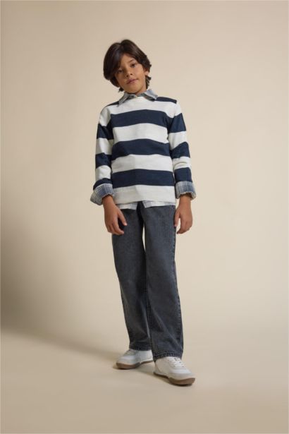 Boy Regular Fit Crew Neck Pullover