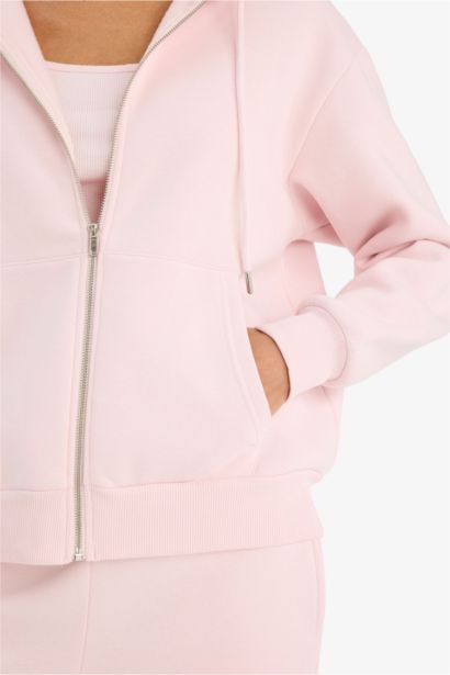 جاكيت رياضي سادة قماش تقيل قصة مريحة بغطاء للرأس