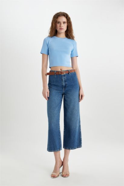 بلوفر تريكو نص كم سليم فيت برقبة مستديرة