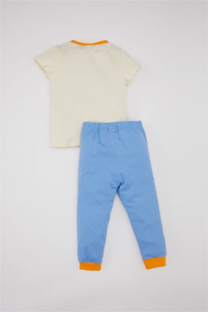 طقم بيجاما ولادي ممشط من جارفيلد - قطعتين