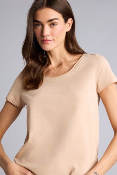 Woman Short Sleeve T-Shirt