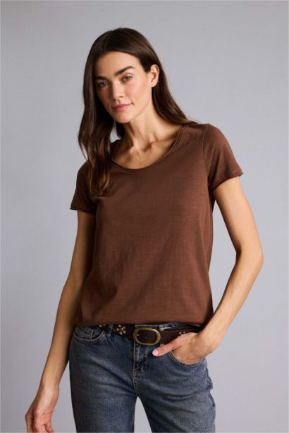 Woman Short Sleeve T-Shirt