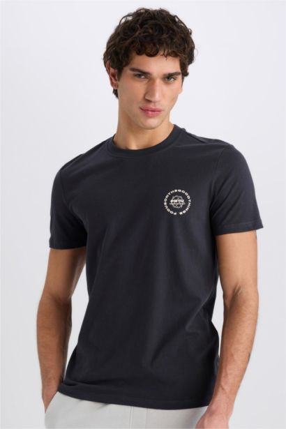 Slim Fit Crew Neck Printed Short Sleeve T-Shirt