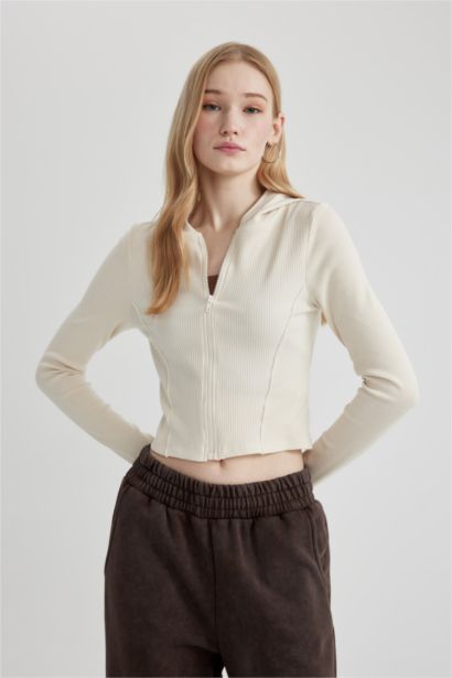 كارديجان مضلع سليم فيت