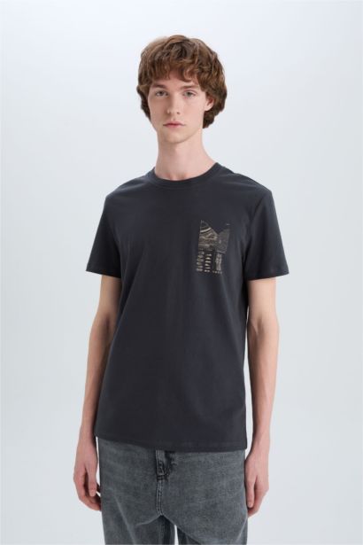 Slim Fit Crew Neck Printed Short Sleeve T-Shirt